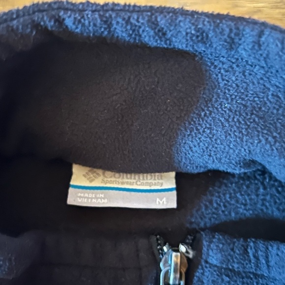 Columbia Light Weight Fleece Jacket Size Medium - Picture 2 of 3